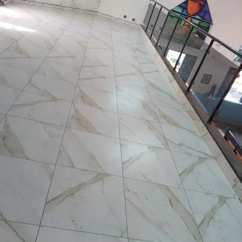 Mezanino em porcelanato: depois da obra